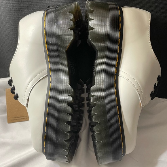 Dr Martens Women’s - Picture 3 of 7